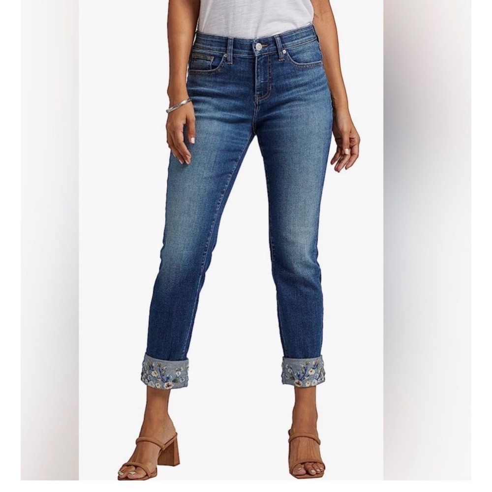 JAG Carter Girlfriend Jeans 16W Medium‎ Wash Floral Embroidered Cuff